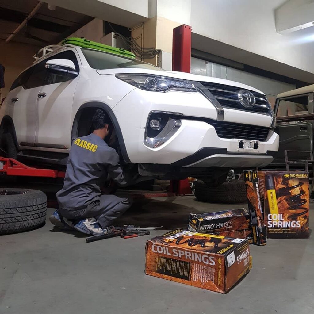 46422809_1905718502882815_4356672962292613120_n